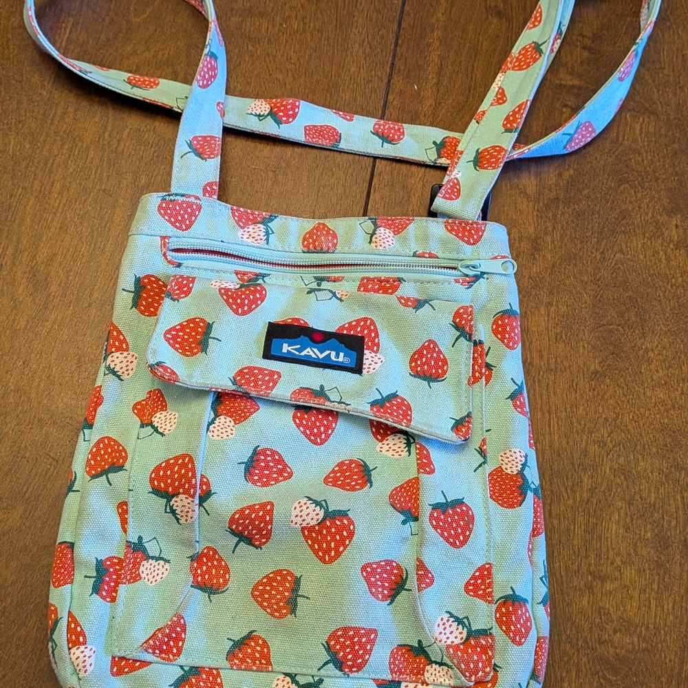 KAVU Strawberry Crossbody